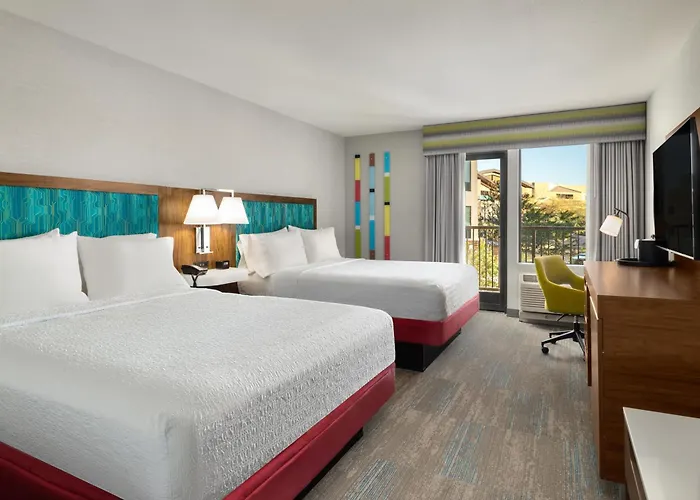 Hampton Carefree, Az 3*