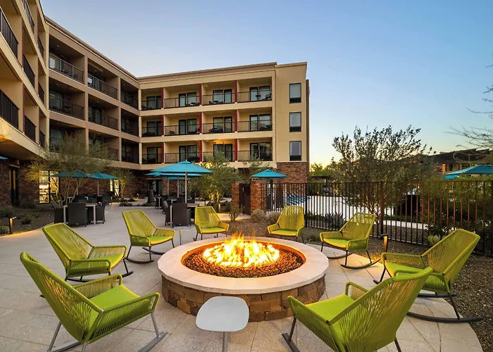 Hampton Carefree, Az